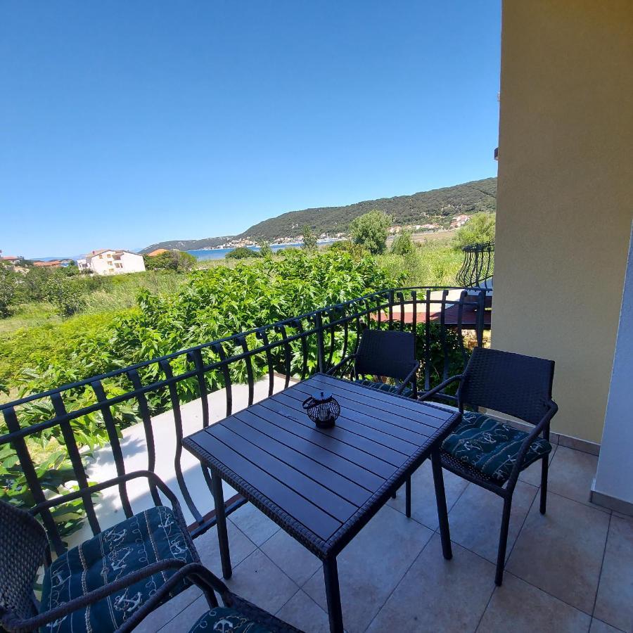 Apartments Batistic Supetarska Draga Luaran gambar