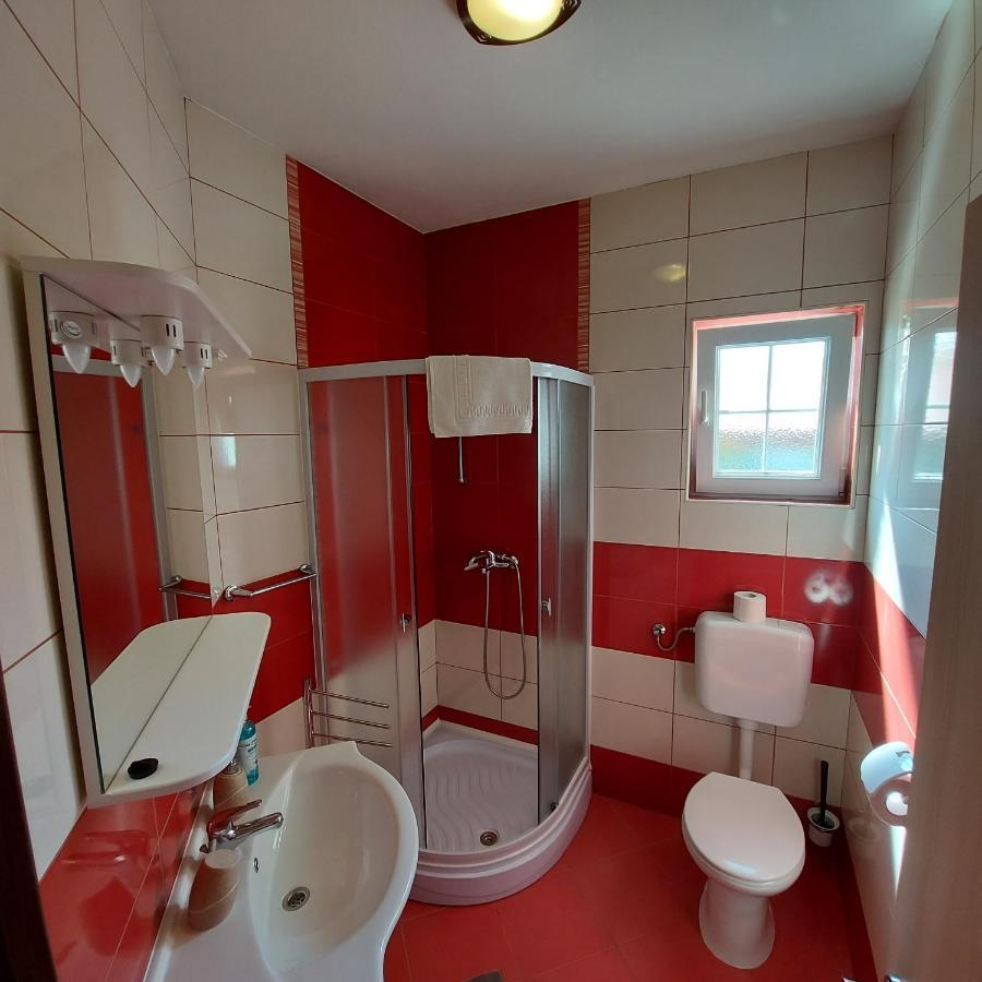 Apartments Batistic Supetarska Draga Luaran gambar
