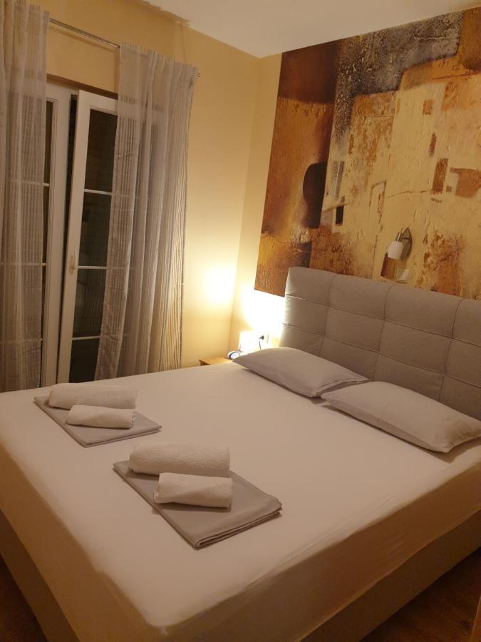 Apartments Batistic Supetarska Draga Luaran gambar